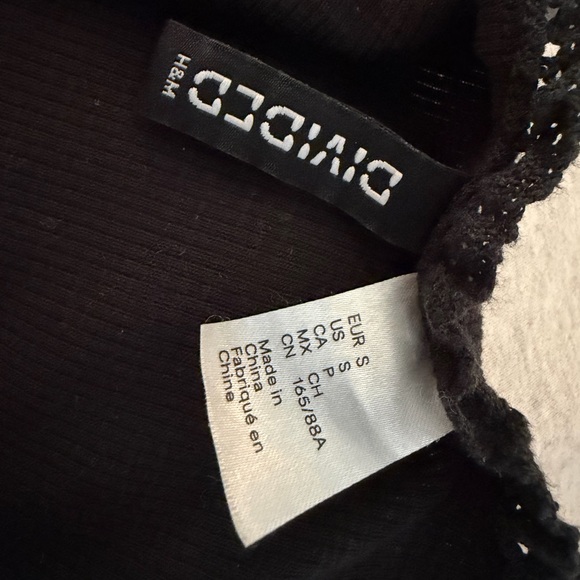 H&M Black Ribbed Tank Top - Picture 3 of 3